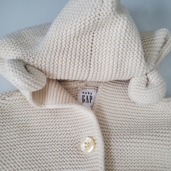 Gap knit hooded bear sweater - Picture 3 of 3